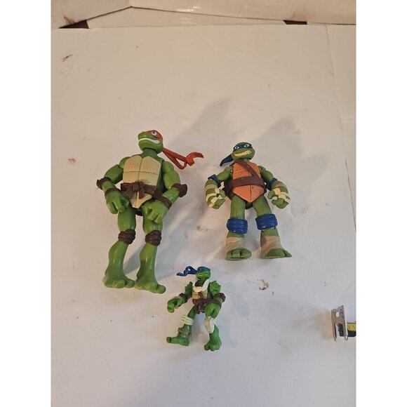 6" Leonardo 2006 Teenage Mutant Ninja Turtles Action Figure Lot Of 3 Turtles - Picture 1 of 8